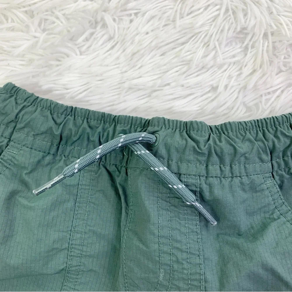 Old Navy Sage Green nylon Cargo Shorts‎